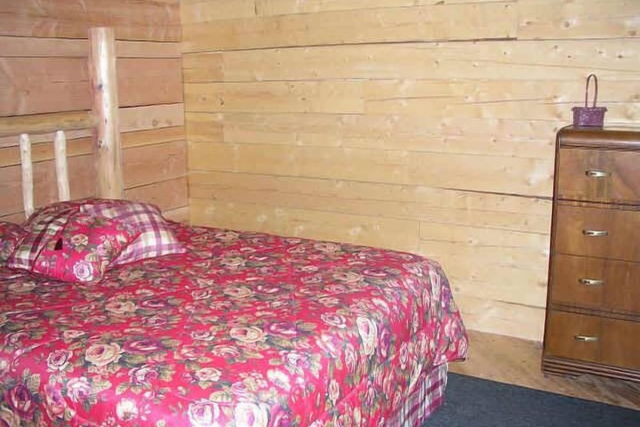 Room 13 of 218