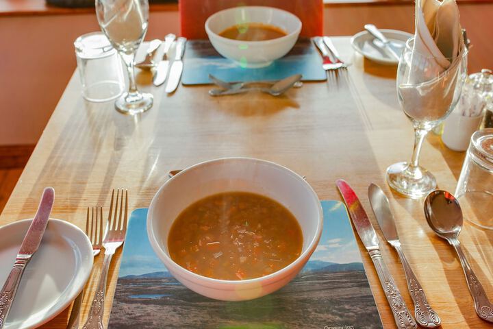 Dining 42 of 76