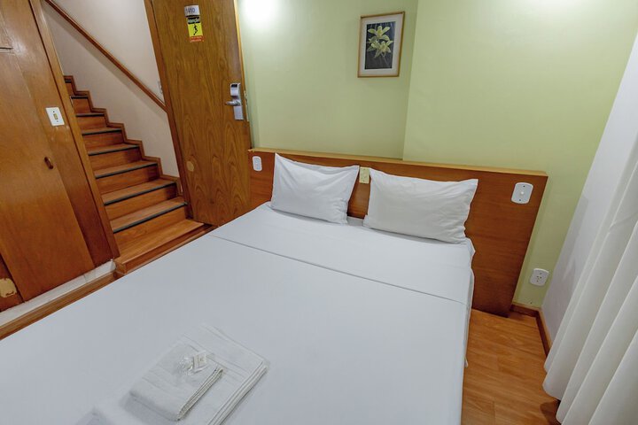 Room 34 of 119
