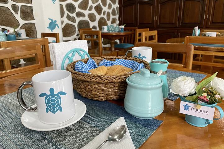 Breakfast/Coffee Service 117 of 204