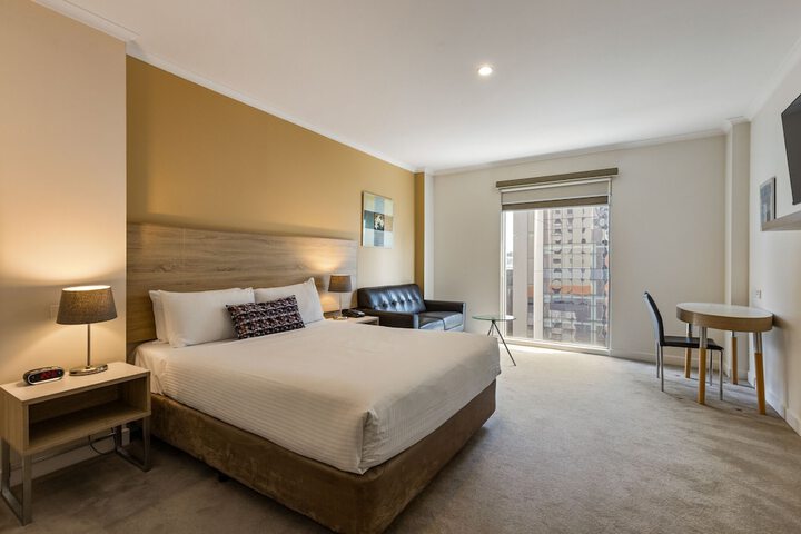 Room 12 of 44