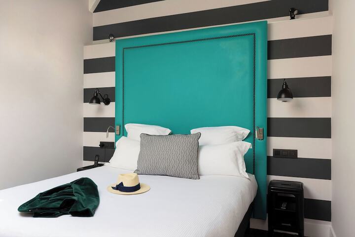 Room 13 of 78