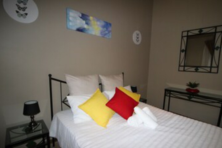Room 42 of 47