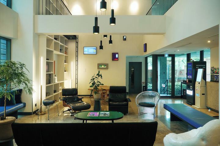 Hotel Lobby