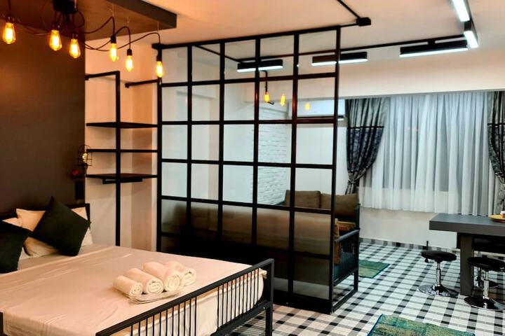 Room 51 of 186