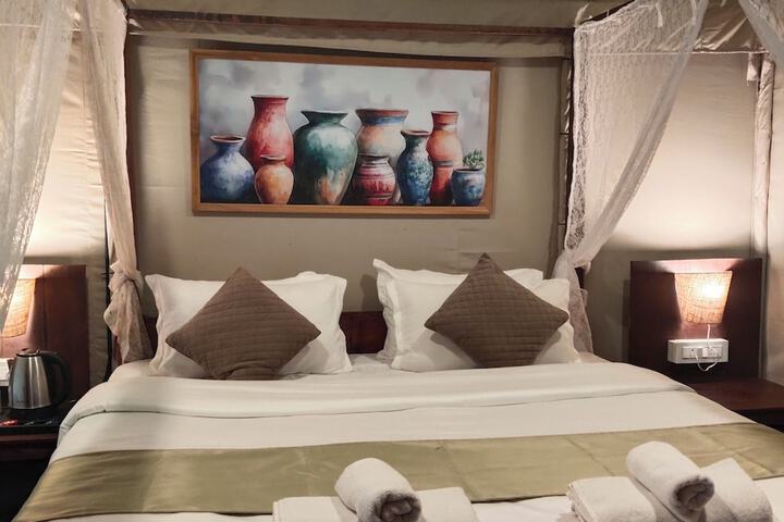 Room 3 of 46