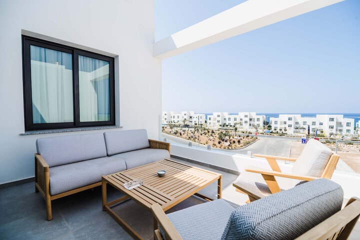 Terrace/Patio 188 of 196