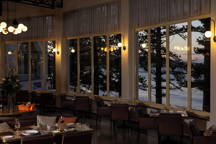 Dining 110 of 140