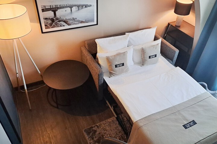 Room 25 of 80