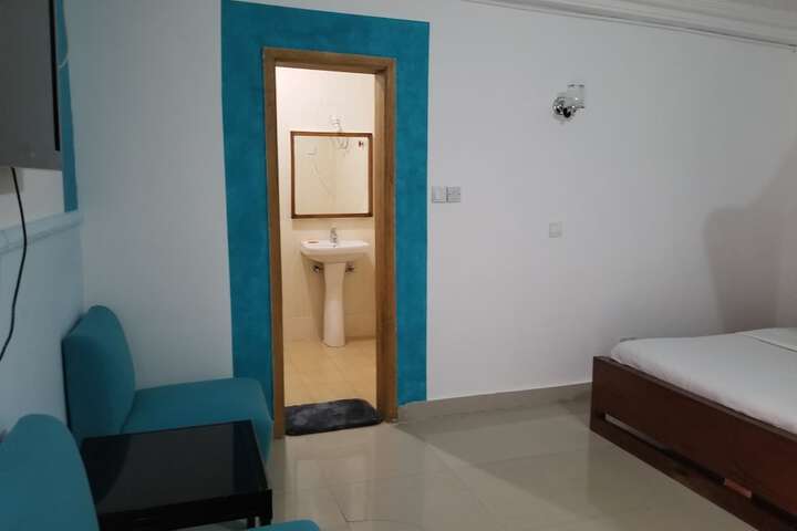 Room 10 of 71