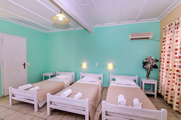 Room 10 of 23