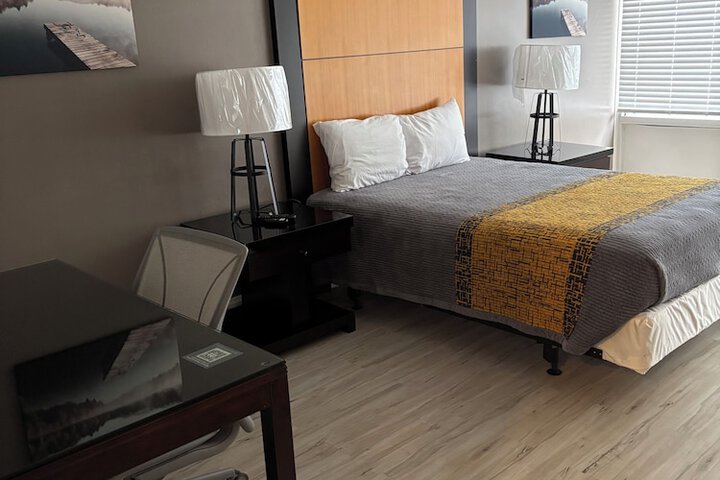 Room 25 of 35