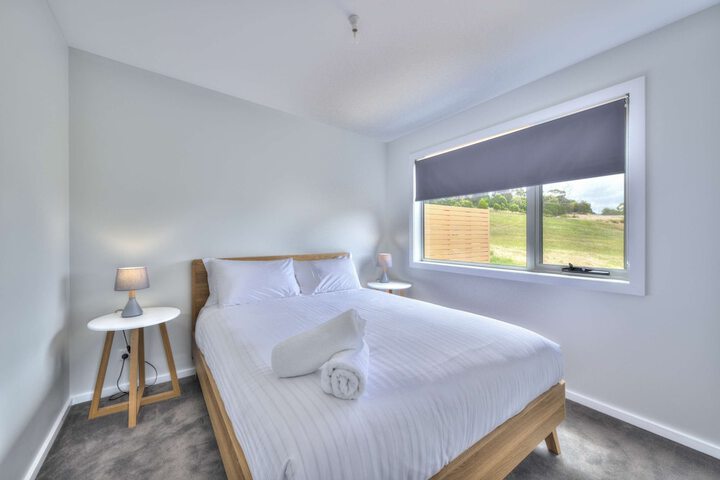 Room 2 of 12