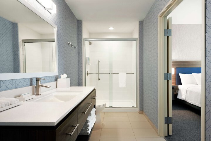Bathroom shower