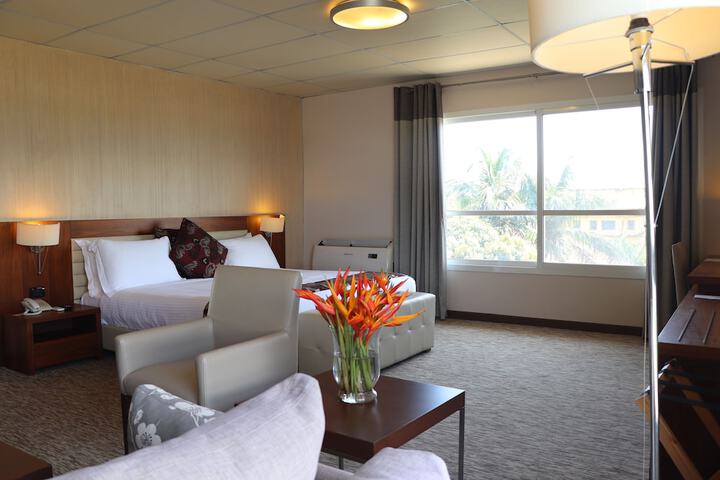 Room 8 of 47