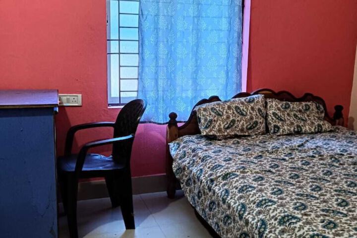 Room 3 of 6