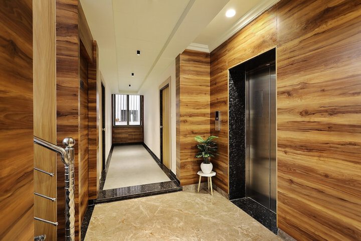 Hotel Interior 7 of 34