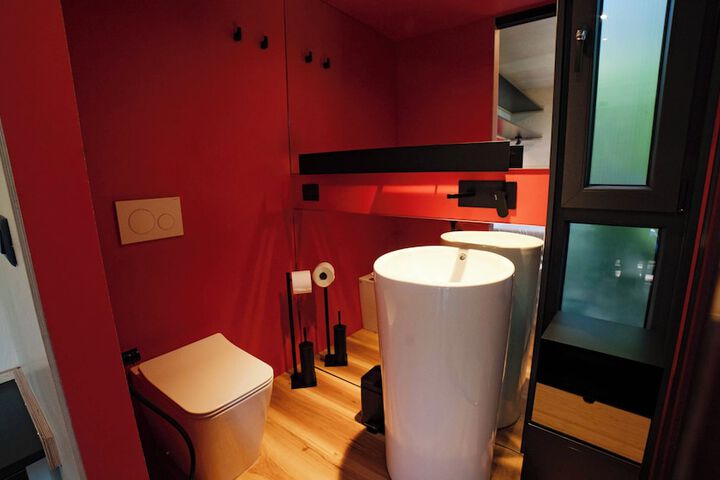 Clean Restrooms