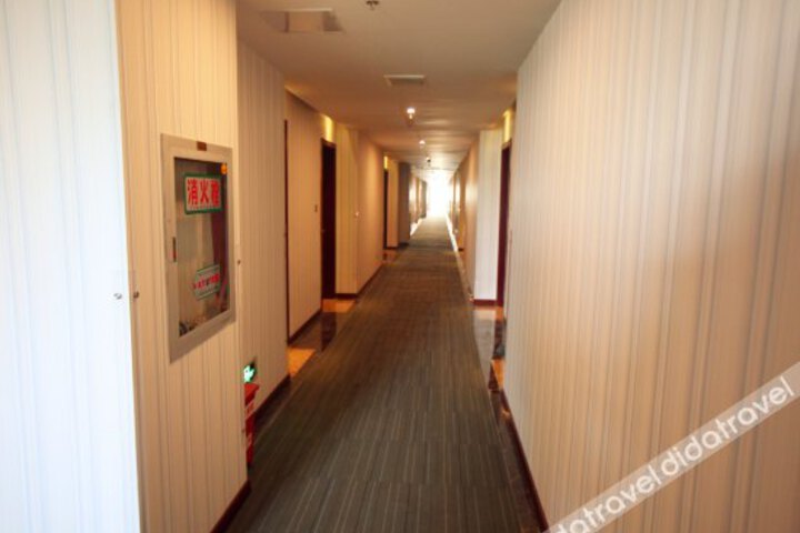 Chuangtong Business Hotel
