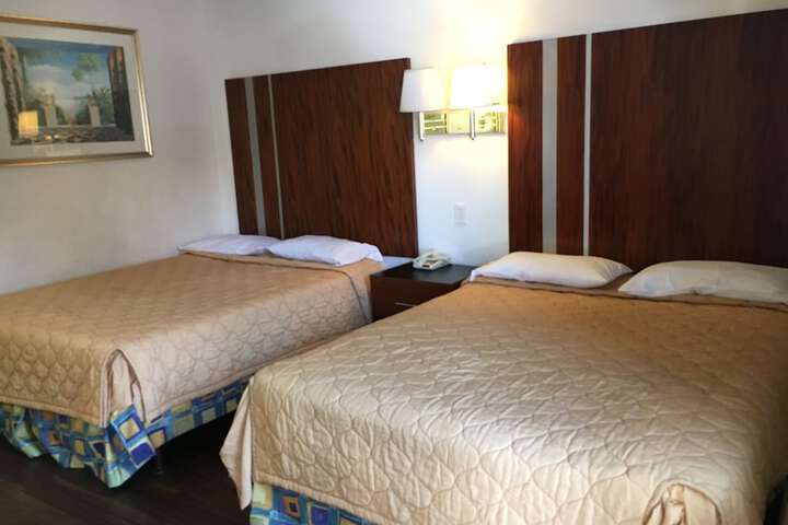 Classic 2 Queen Beds (1 of 8)
