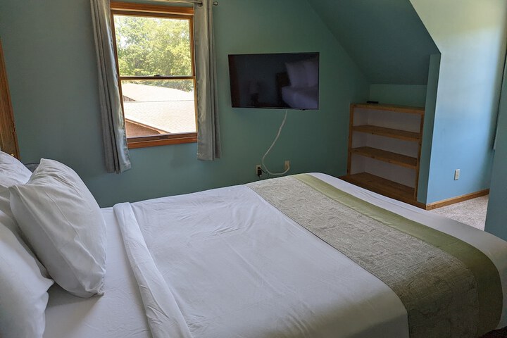 Room 7 of 52