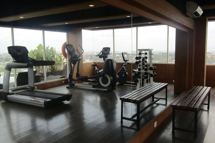 Hotel with Gym