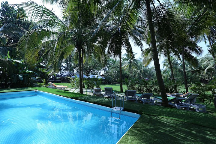 Pool 83 of 193