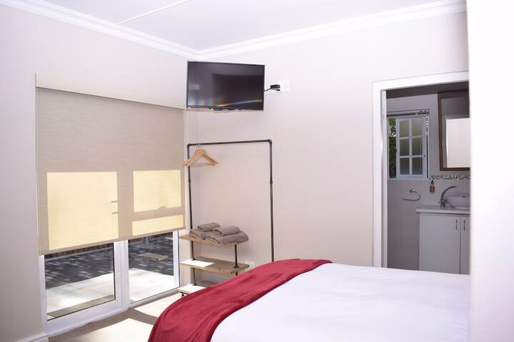 Room 13 of 24