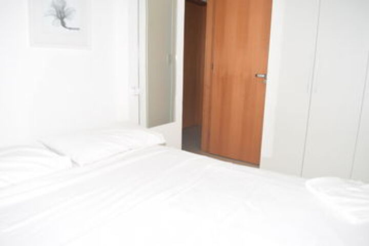 Room 16 of 61