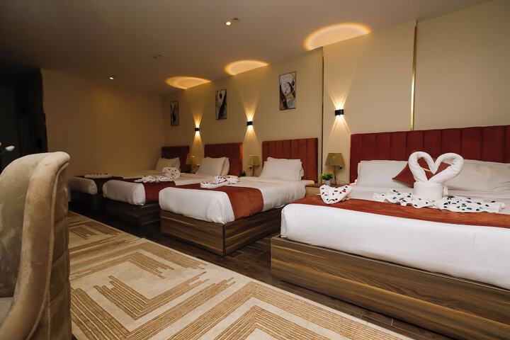 Room 44 of 58