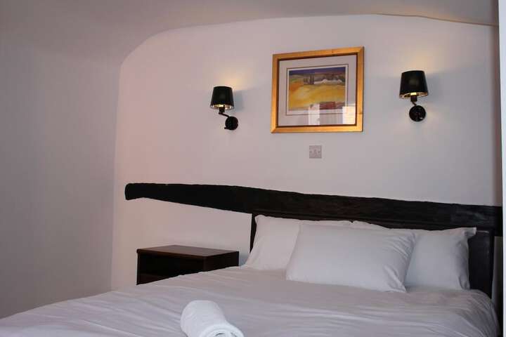 Room 11 of 45