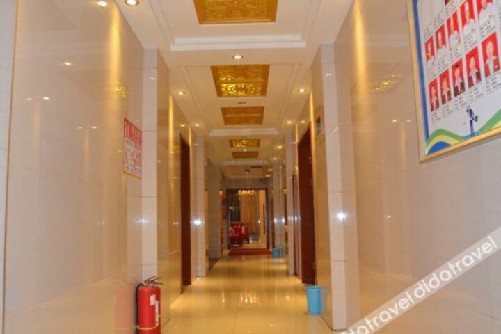 Hotel Interior 4 of 5
