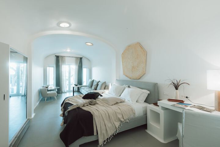 Room 35 of 225