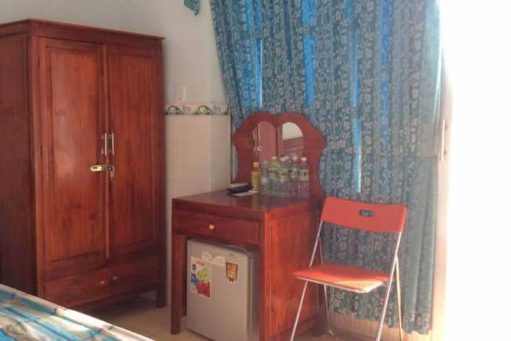 Room 15 of 20