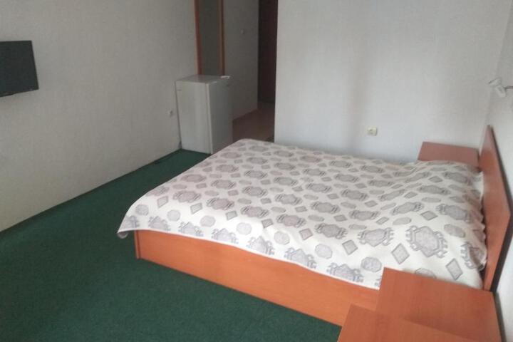 General 5 of 16
