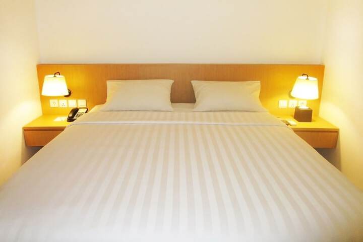 Room 26 of 63