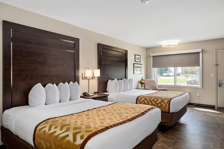 Room 53 of 95