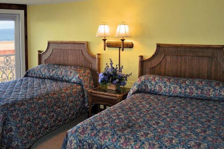 Room 4 of 46