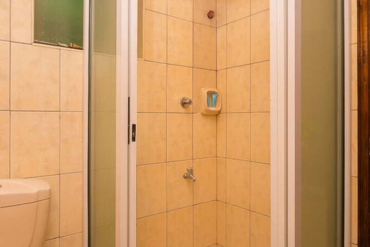Room 34 of 57