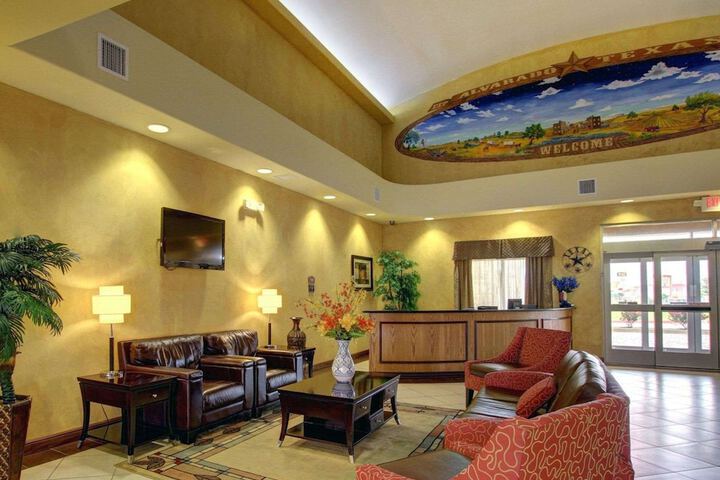 Hotel Interior 6 of 31