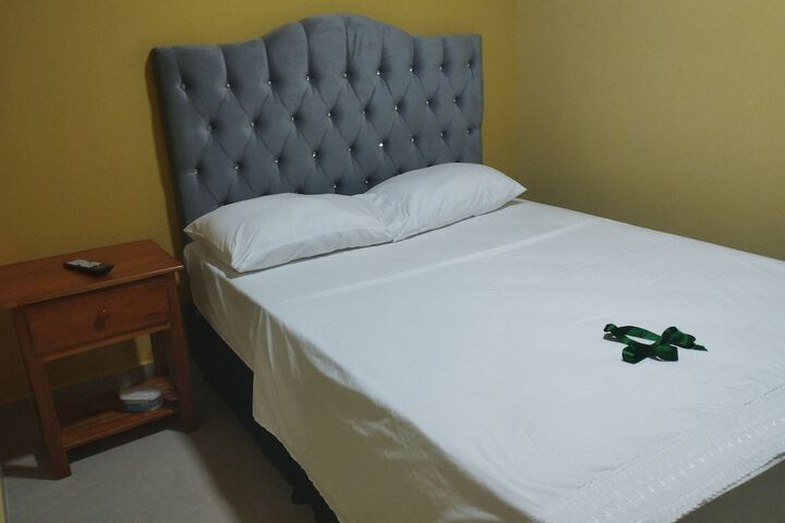 Room 27 of 29