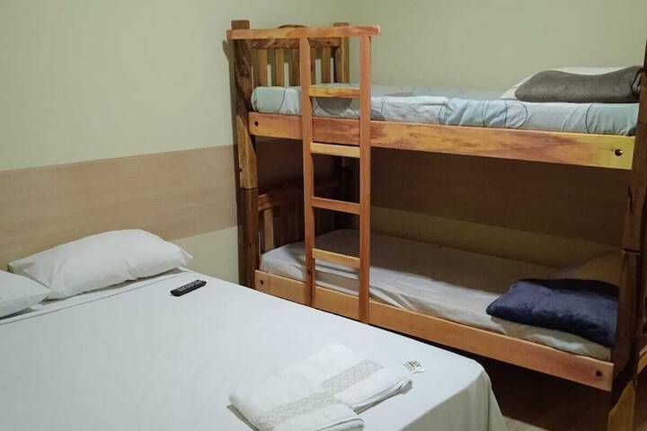 Room 5 of 8
