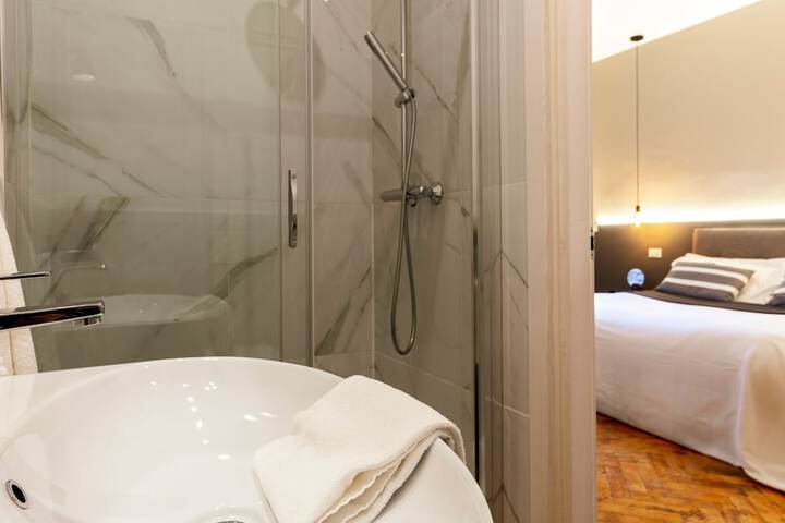 Room 12 of 14