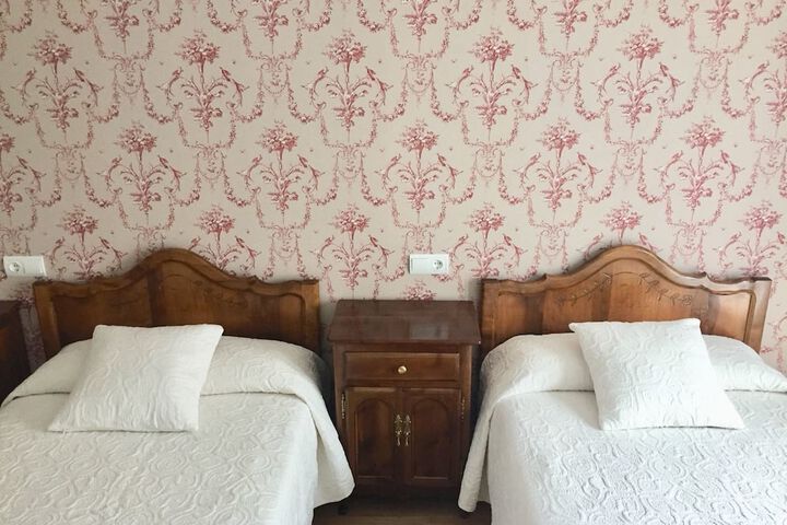 Room 7 of 50