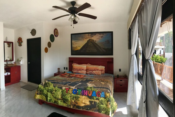 Room 35 of 115