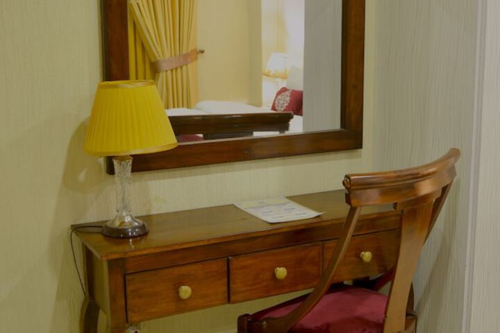 Room 30 of 83
