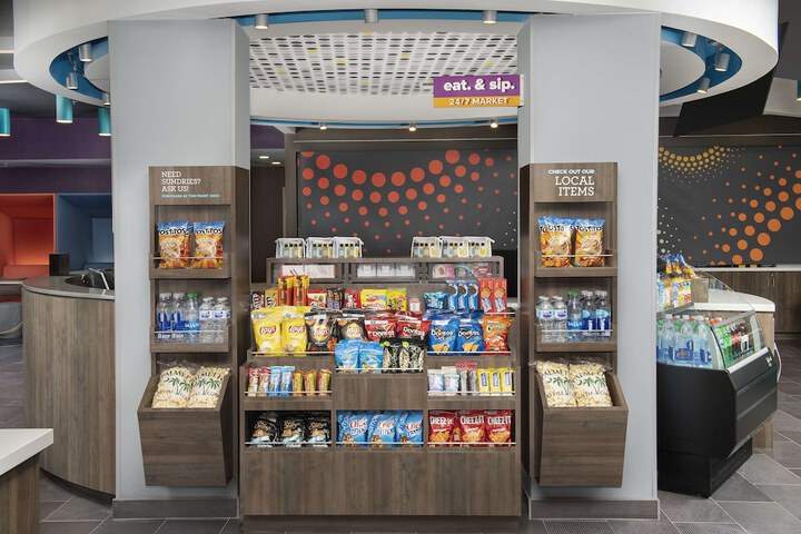 Snack bar