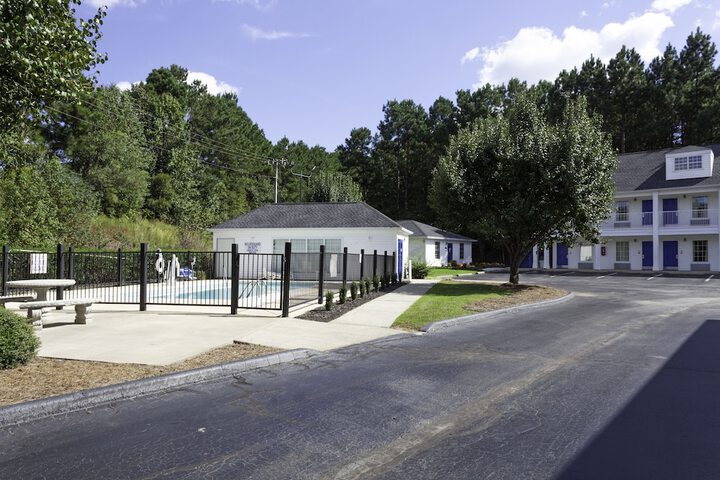 Property Grounds 30 of 33