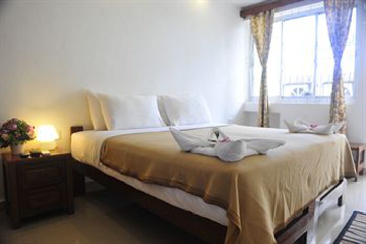 Room 21 of 24