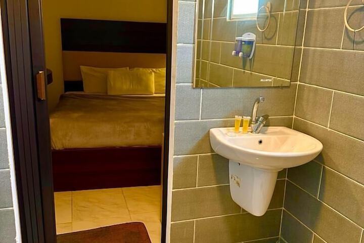 Room 42 of 58